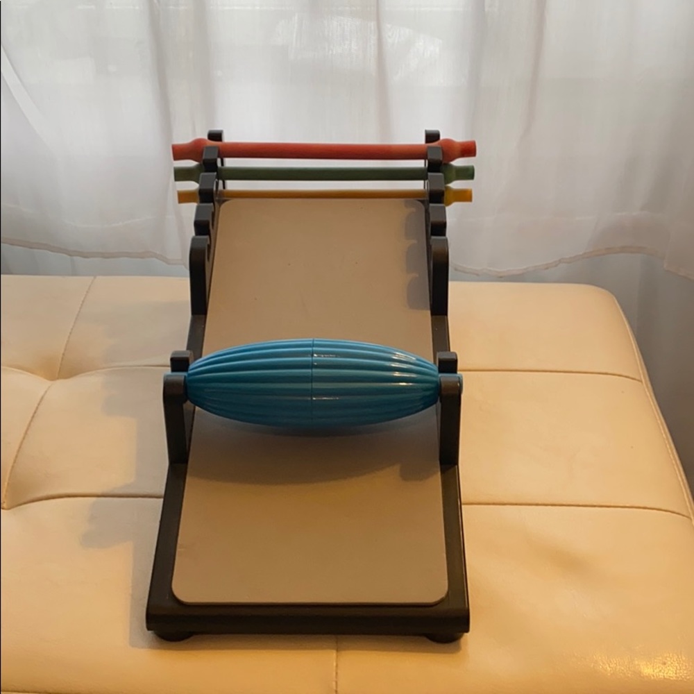 Foot Gym - Picture 2 of 3
